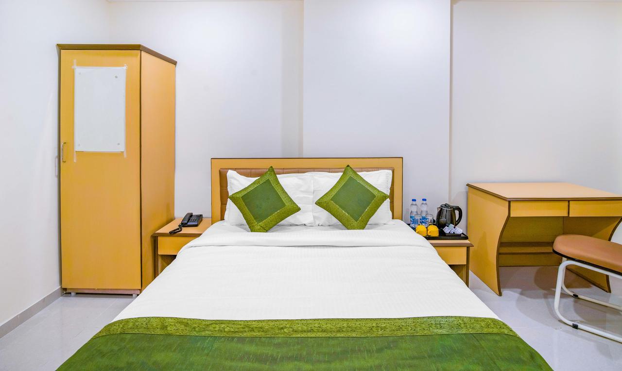 Treebo Orbit Inn มุมไบ ภายนอก รูปภาพ
